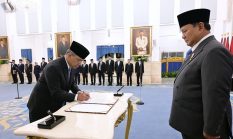 Presiden Prabowo Lantik Suahasil Nazara Sebagai Menteri Keuangan
